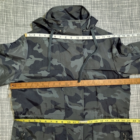 The Fillmore Anorak Jacket Parka Style Windbreaker Camo Grayish Green Women's M - Picture 7 of 15